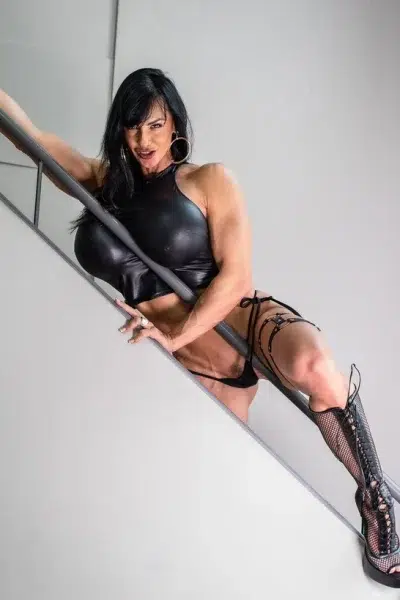 CINDY LANDOLT NAKED LEAK PUSSY Image #6
