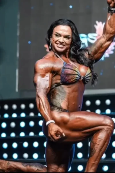 Barbara Moojen (@barbaramoojen) IFBB POSING Image #3