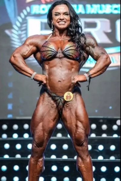 Barbara Moojen (@barbaramoojen) IFBB POSING