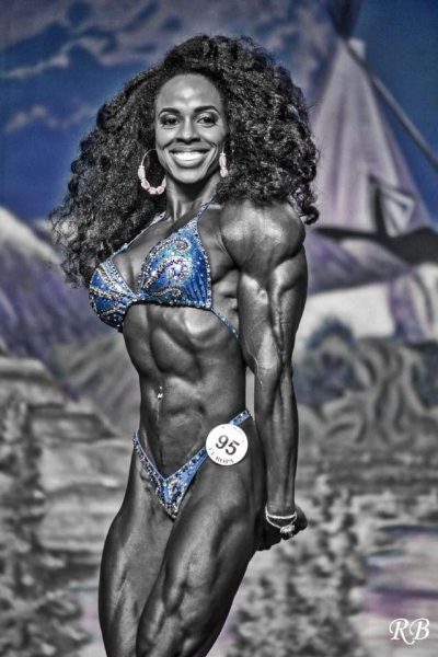 2015-Phoenix-Europa-Games-IFBB-Womens-Physique-winner-Susan-Marie-Smith